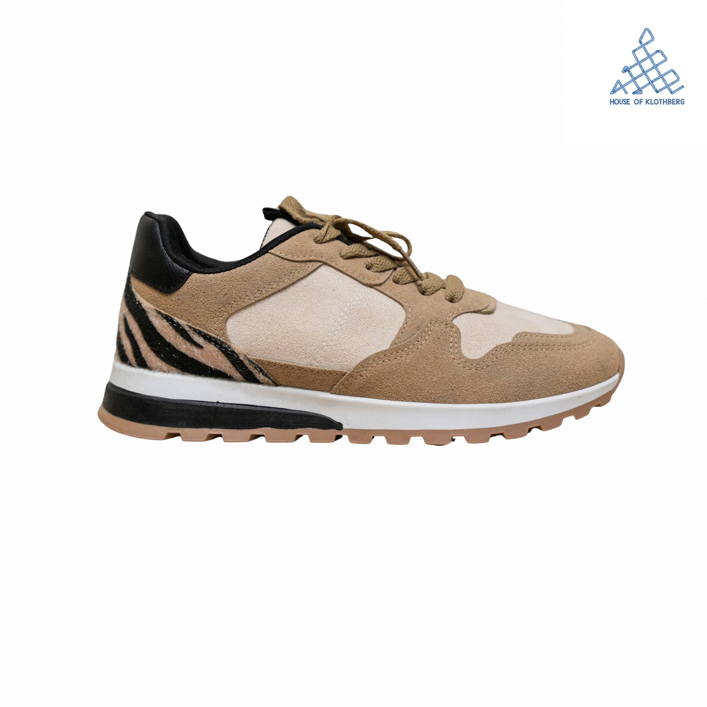 Vegan Suede Casual Sneakers