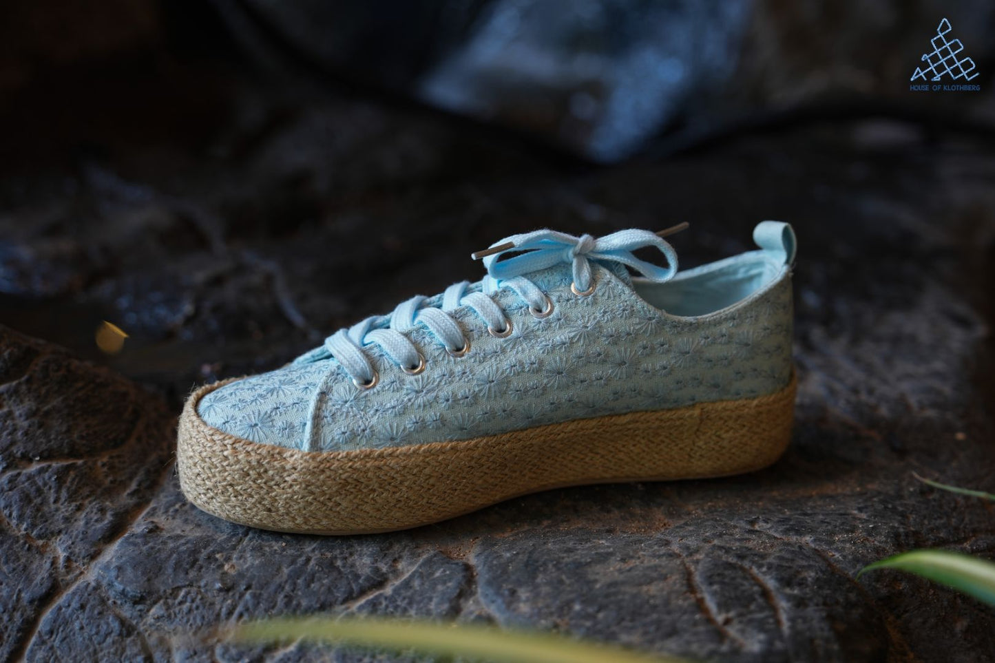 EcoChic Hakoba Sneakers – Sky Blue