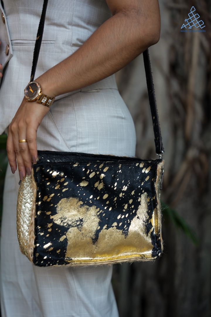 Noir Luxe Jute Sling Bag – Black & Gold