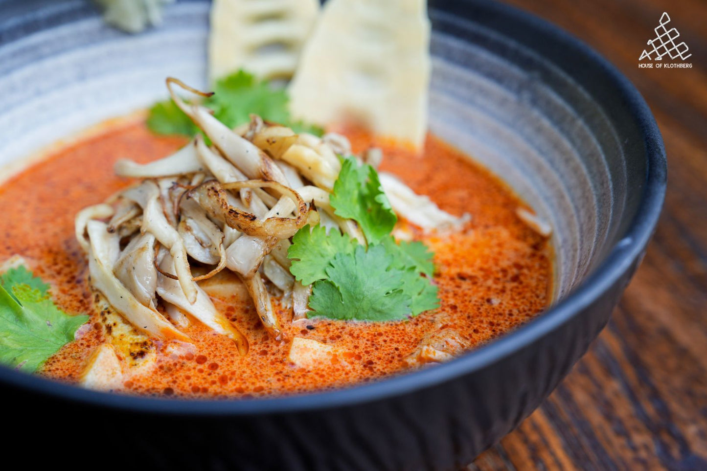 Zingy vegan Tom Yum